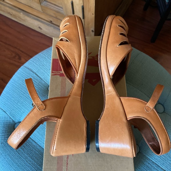 RE-MIX Classic Vintage Footwear Vogue Wedge Sandals - Picture 8 of 10